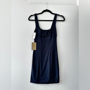 Aritzia Wilfred Free Orbit Dress